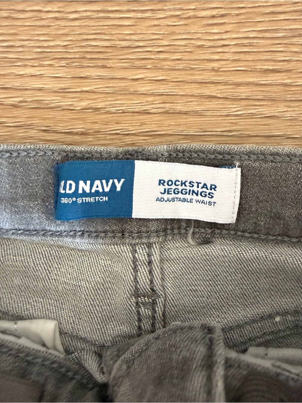 Girls Old Navy Light Grey Rockstar Jeggings - Picture 3 of 5